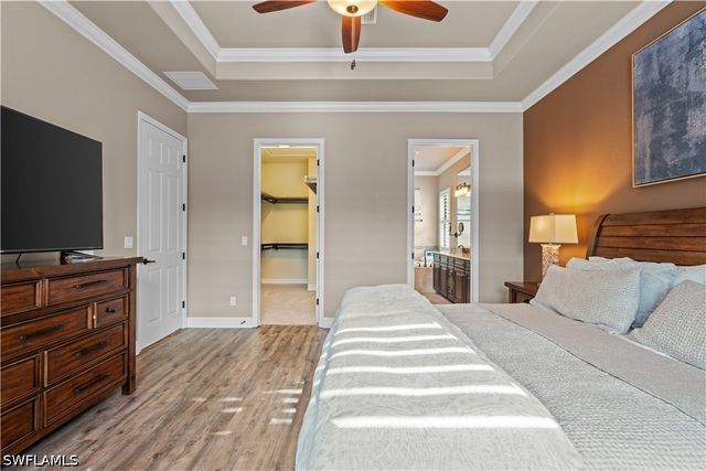 9352 Vercelli CT, Naples, FL 34113