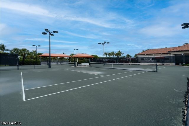9352 Vercelli CT, Naples, FL 34113