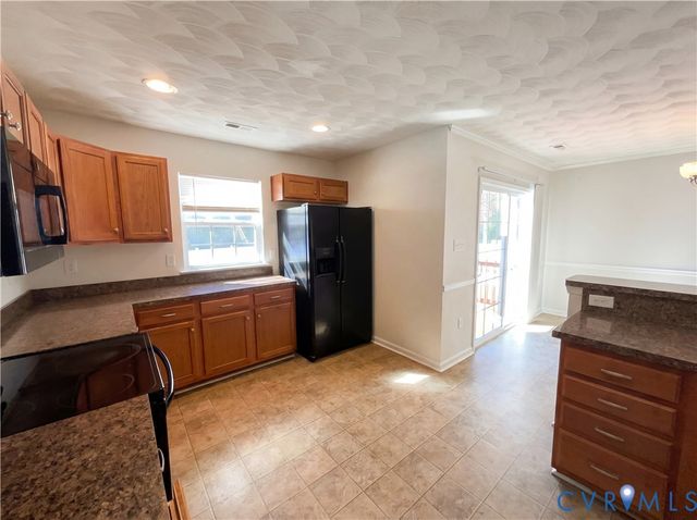 4207 Cougar Trl, Chester, VA 23831