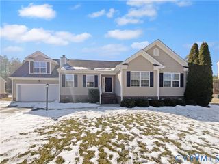 4207 Cougar Trl, Chester, VA 23831