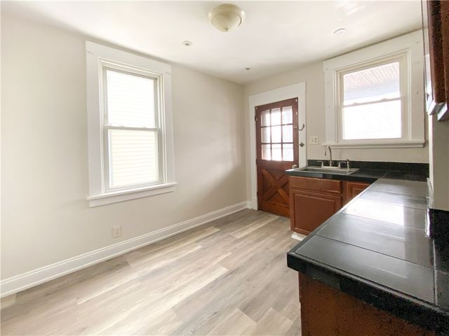 476 Mecklem Ave, Rochester, PA 15074