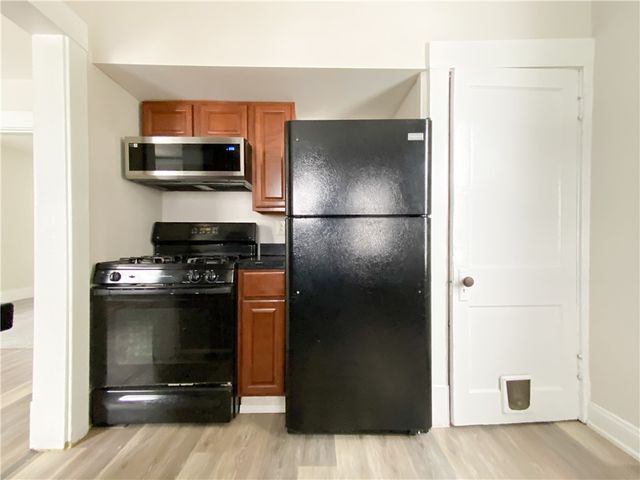 476 Mecklem Ave, Rochester, PA 15074