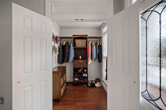 2461 Darts Cove Way, Mount Pleasant, SC 29466