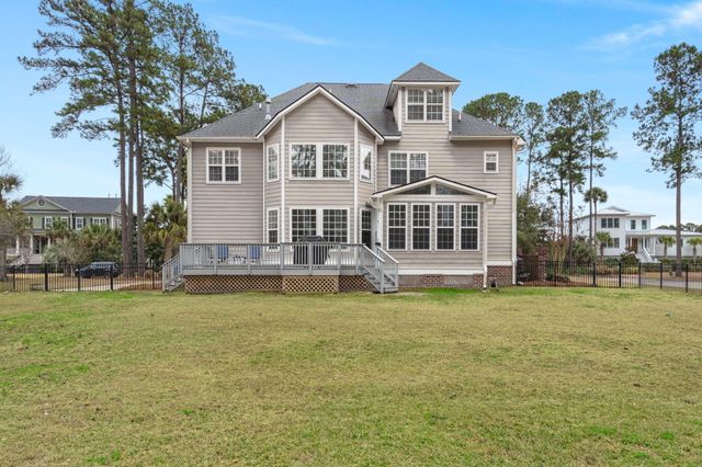2461 Darts Cove Way, Mount Pleasant, SC 29466