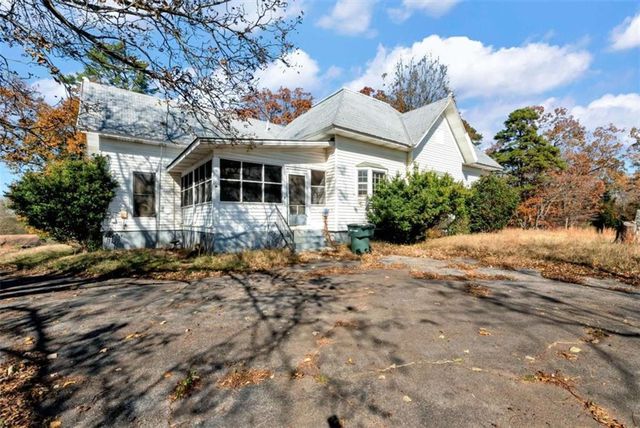 283 Yonah Street, Cornelia, GA 30531