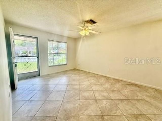 223 N ADELLE AVENUE, Deland, FL 32720