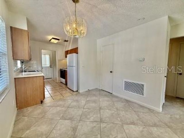 223 N ADELLE AVENUE, Deland, FL 32720