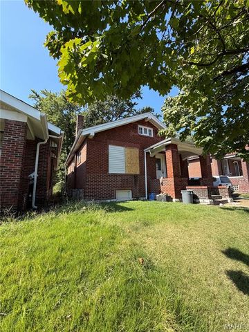 4824 Margaretta Avenue, St Louis, MO 63115