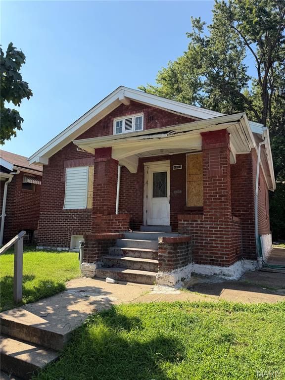4824 Margaretta Avenue, St Louis, MO 63115