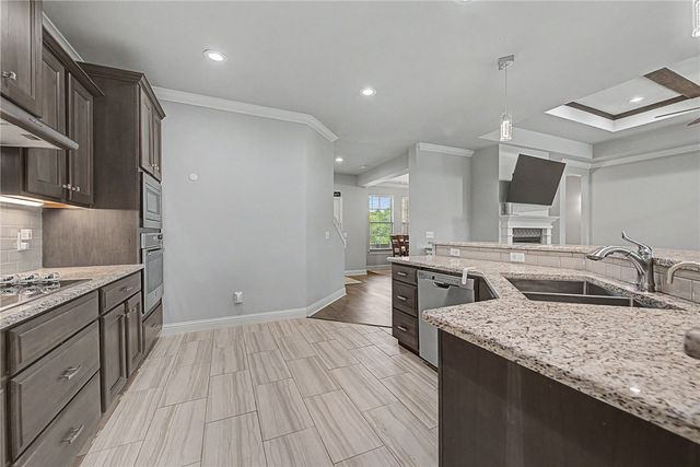 951 NW Pautsky Avenue, Bentonville, AR 72713