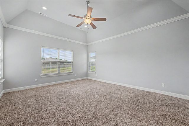 951 NW Pautsky Avenue, Bentonville, AR 72713