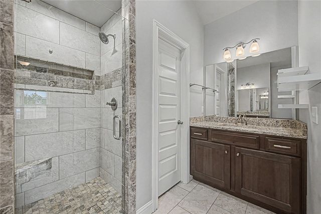 951 NW Pautsky Avenue, Bentonville, AR 72713
