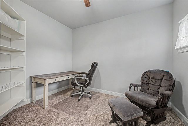 951 NW Pautsky Avenue, Bentonville, AR 72713