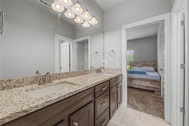 951 NW Pautsky Avenue, Bentonville, AR 72713