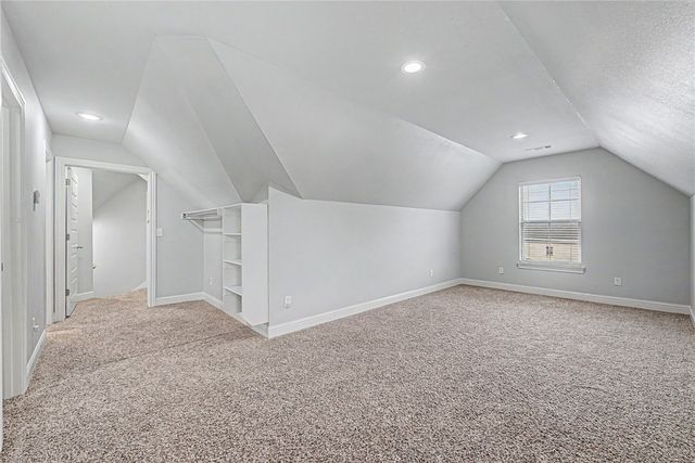 951 NW Pautsky Avenue, Bentonville, AR 72713