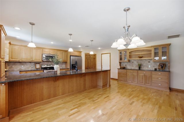 10921 N 110th East Avenue, Owasso, OK 74055