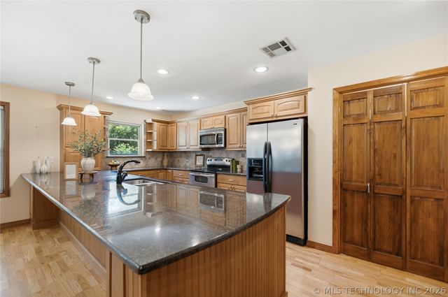 10921 N 110th East Avenue, Owasso, OK 74055