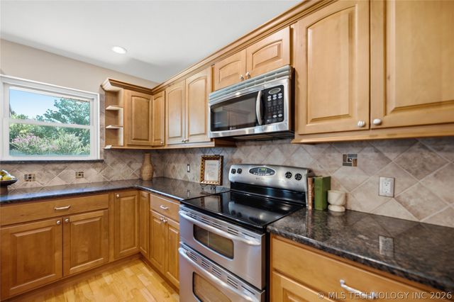 10921 N 110th East Avenue, Owasso, OK 74055