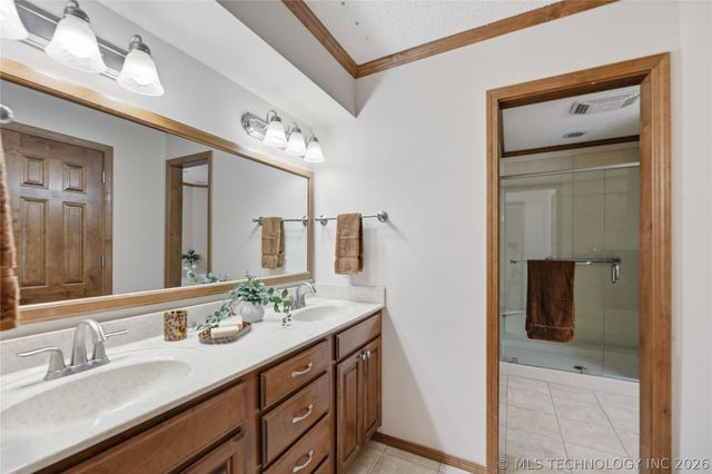 10921 N 110th East Avenue, Owasso, OK 74055