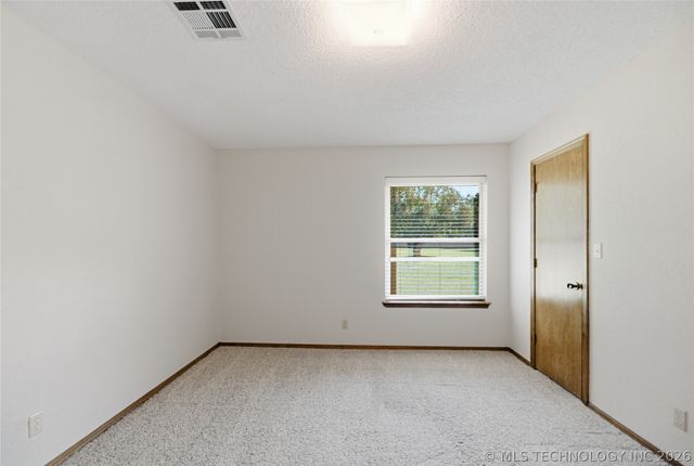 10921 N 110th East Avenue, Owasso, OK 74055
