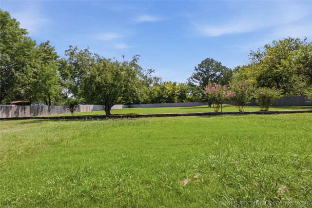 10921 N 110th East Avenue, Owasso, OK 74055