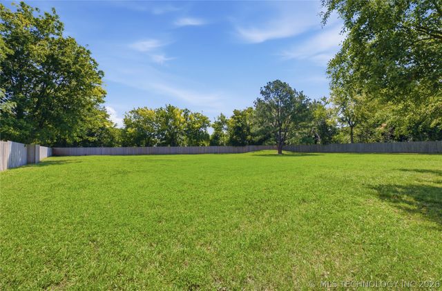 10921 N 110th East Avenue, Owasso, OK 74055