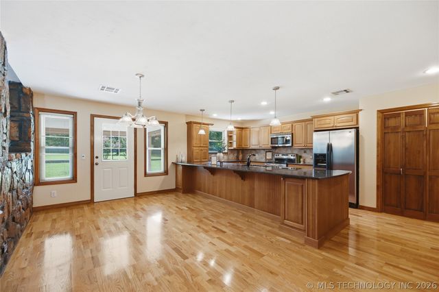 10921 N 110th East Avenue, Owasso, OK 74055