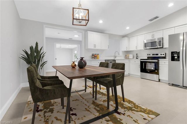 2130 Wilson BLVD N, Naples, FL 34120