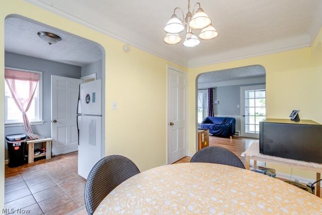 1367 Churchill Road, Lyndhurst, OH 44124