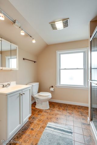 1367 Churchill Road, Lyndhurst, OH 44124