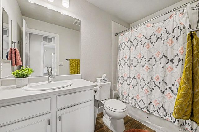 4761 Memphis Street, Denver, CO 80239