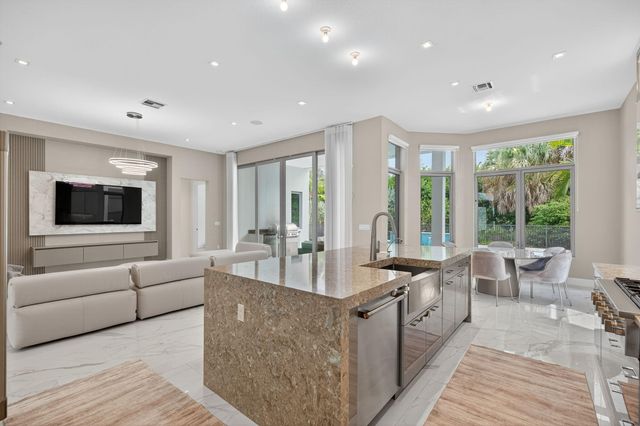 13480 Machiavelli Way, Palm Beach Gardens, FL 33418