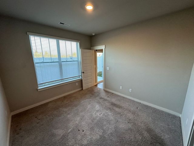 717 Mickelson Way, Lebanon, TN 37087