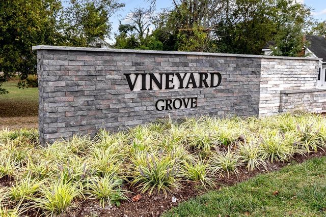 717 Mickelson Way, Lebanon, TN 37087