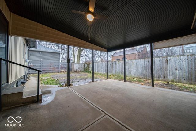 159 E King Street, Franklin, IN 46131