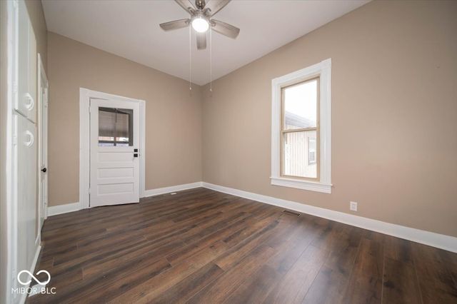 159 E King Street, Franklin, IN 46131