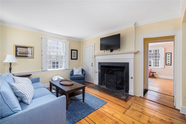 26 Thames Street, Newport, RI 02840