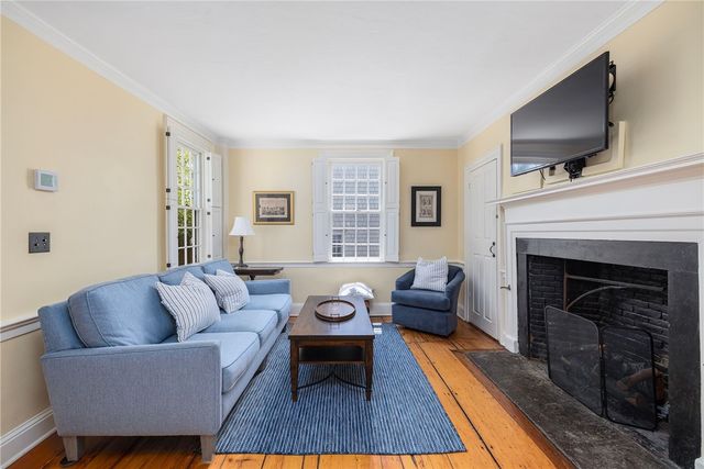 26 Thames Street, Newport, RI 02840