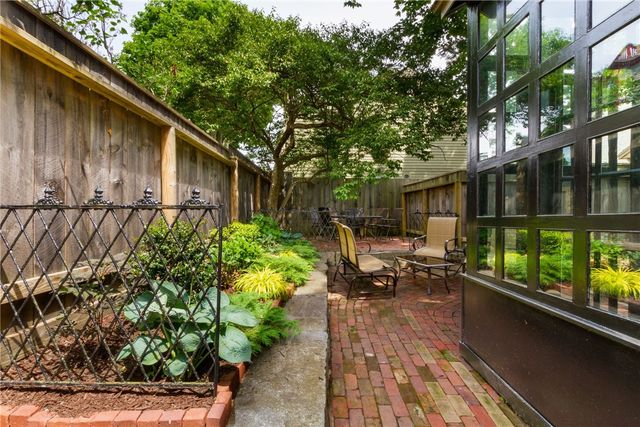 26 Thames Street, Newport, RI 02840