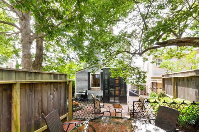 26 Thames Street, Newport, RI 02840