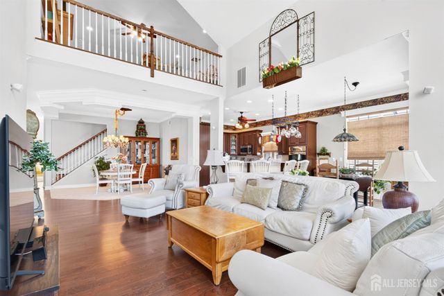 57 Mandrake Road, Monroe, NJ 08831