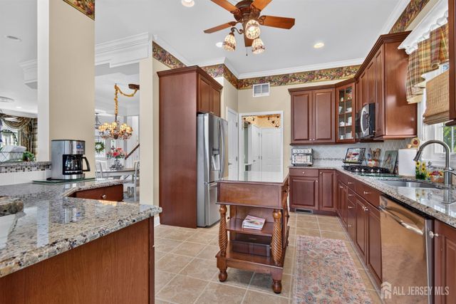 57 Mandrake Road, Monroe, NJ 08831