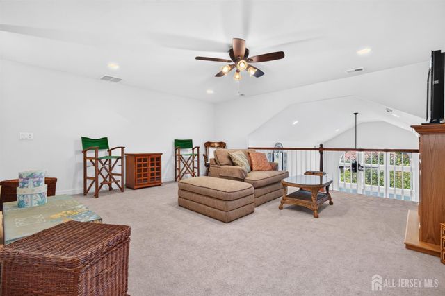 57 Mandrake Road, Monroe, NJ 08831