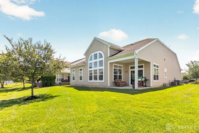 57 Mandrake Road, Monroe, NJ 08831
