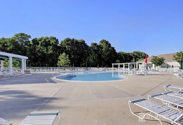 57 Mandrake Road, Monroe, NJ 08831