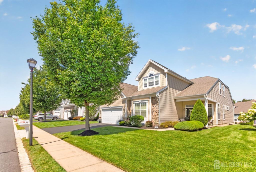57 Mandrake Road, Monroe, NJ 08831