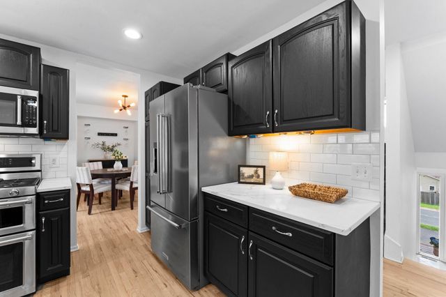 120 W 136th Street, Burnsville, MN 55337