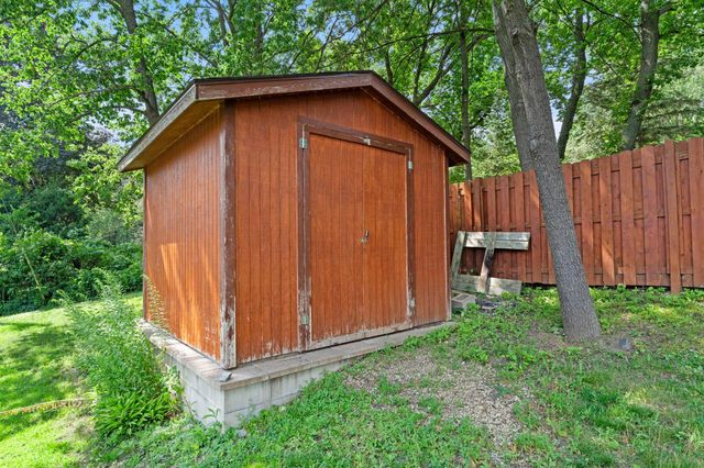 120 W 136th Street, Burnsville, MN 55337