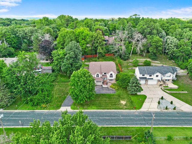 120 W 136th Street, Burnsville, MN 55337