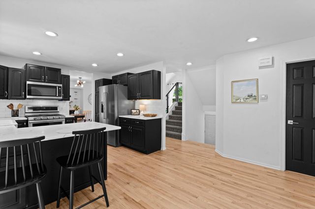 120 W 136th Street, Burnsville, MN 55337